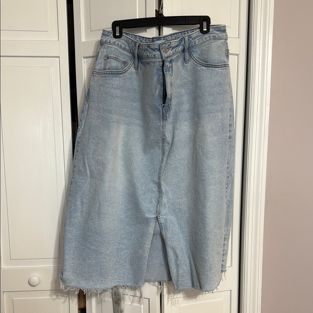 Ava & Viv Light Wash Denim Midi Skirt
